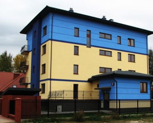 Blok przy ulicy Wybickiego w Ząbkach