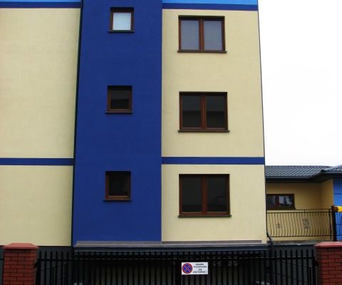 Blok przy ulicy Wybickiego w Ząbkach